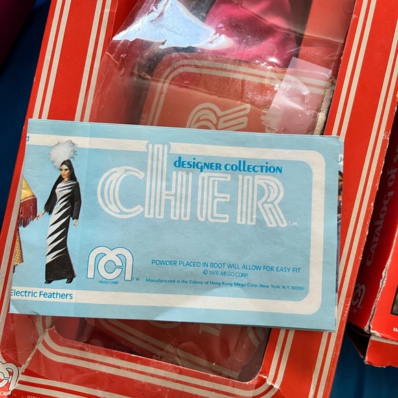 Cher Collection Doll in Vibrant Pink Dress - Picture 5 of 8